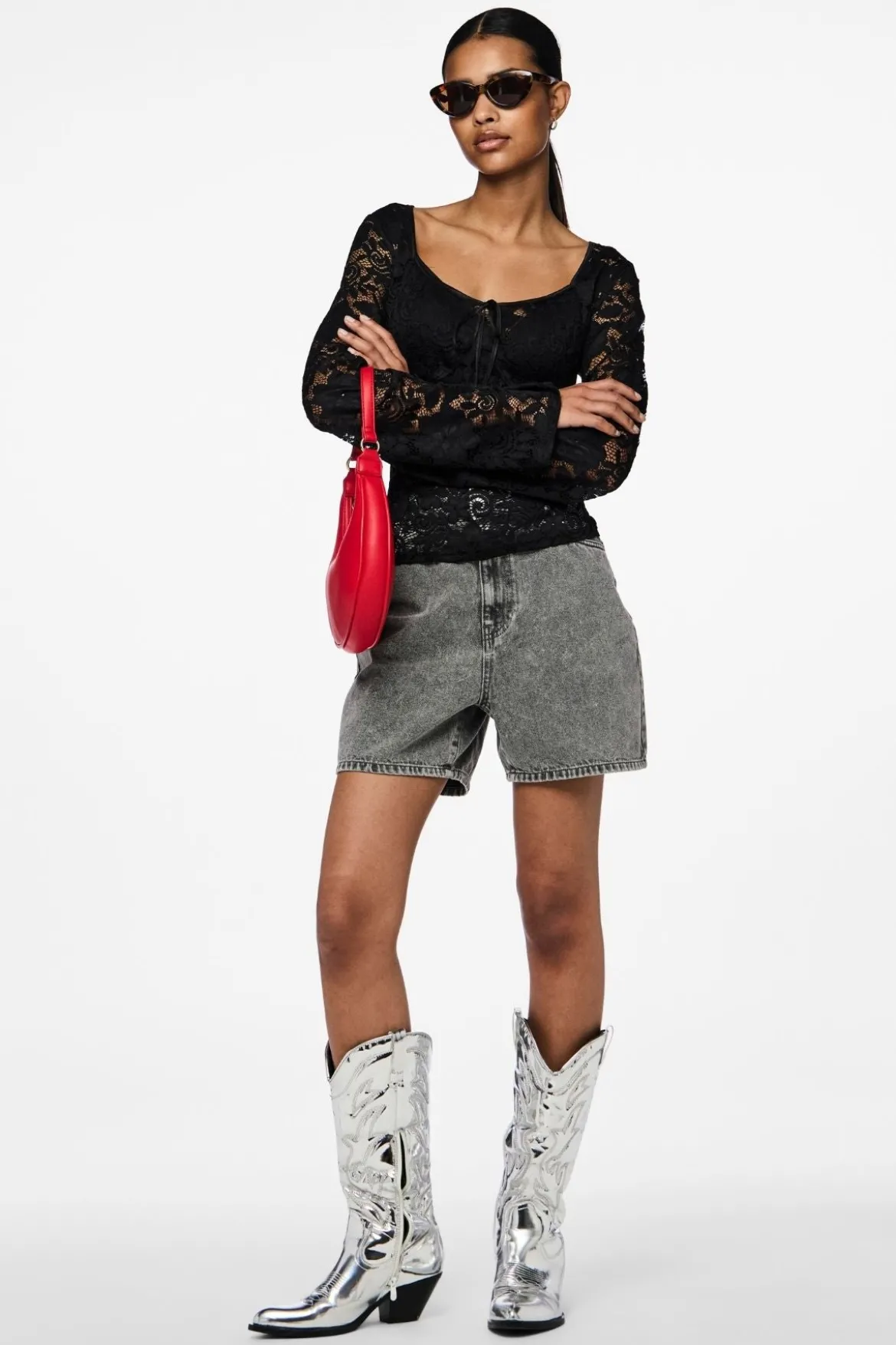 Abbi Shorts - Light Grey Denim