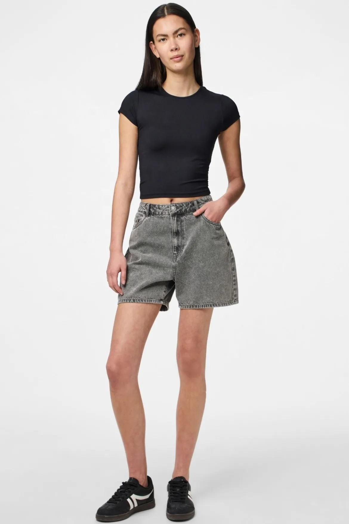 Abbi Shorts - Light Grey Denim