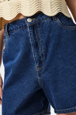 Abbi Shorts - Medium Blue Denim