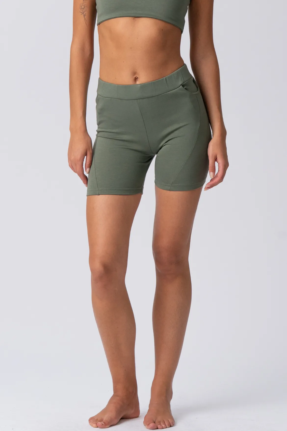 Alisa Shorts - Khaki