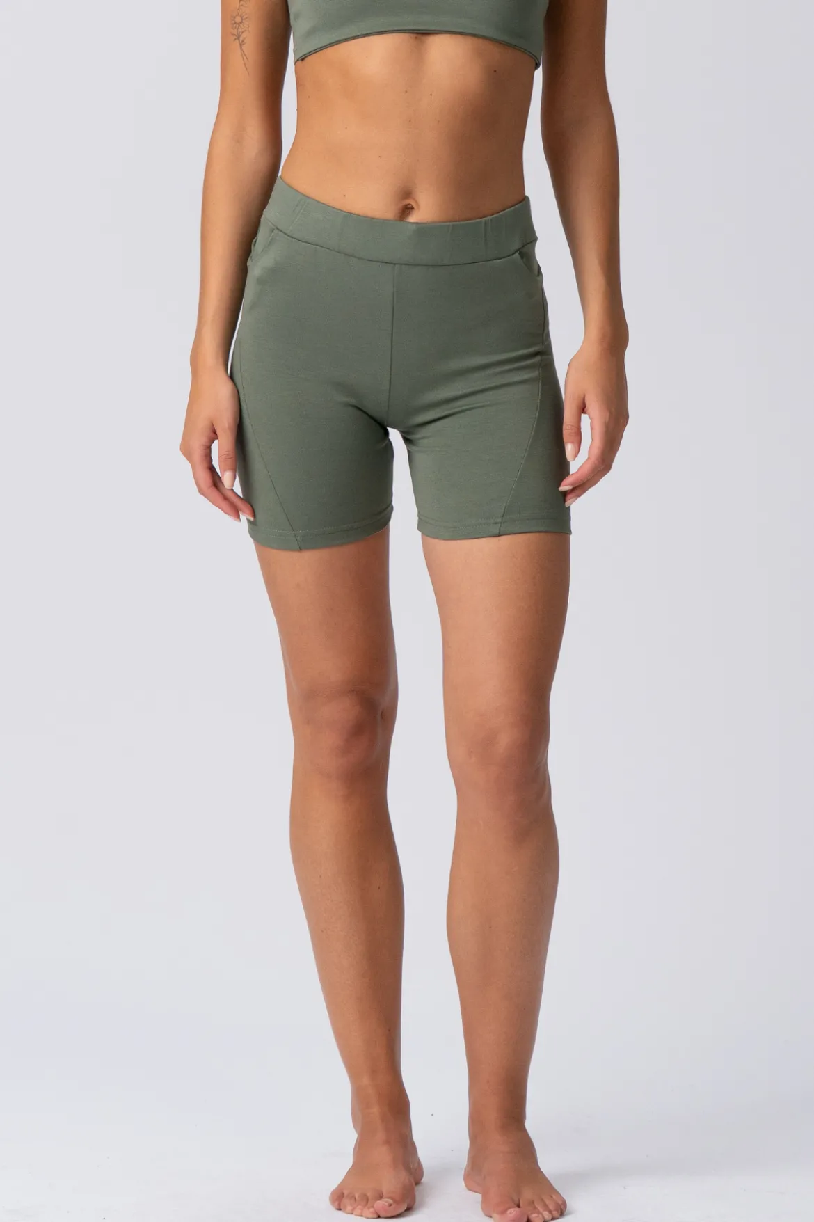 Alisa Shorts - Khaki