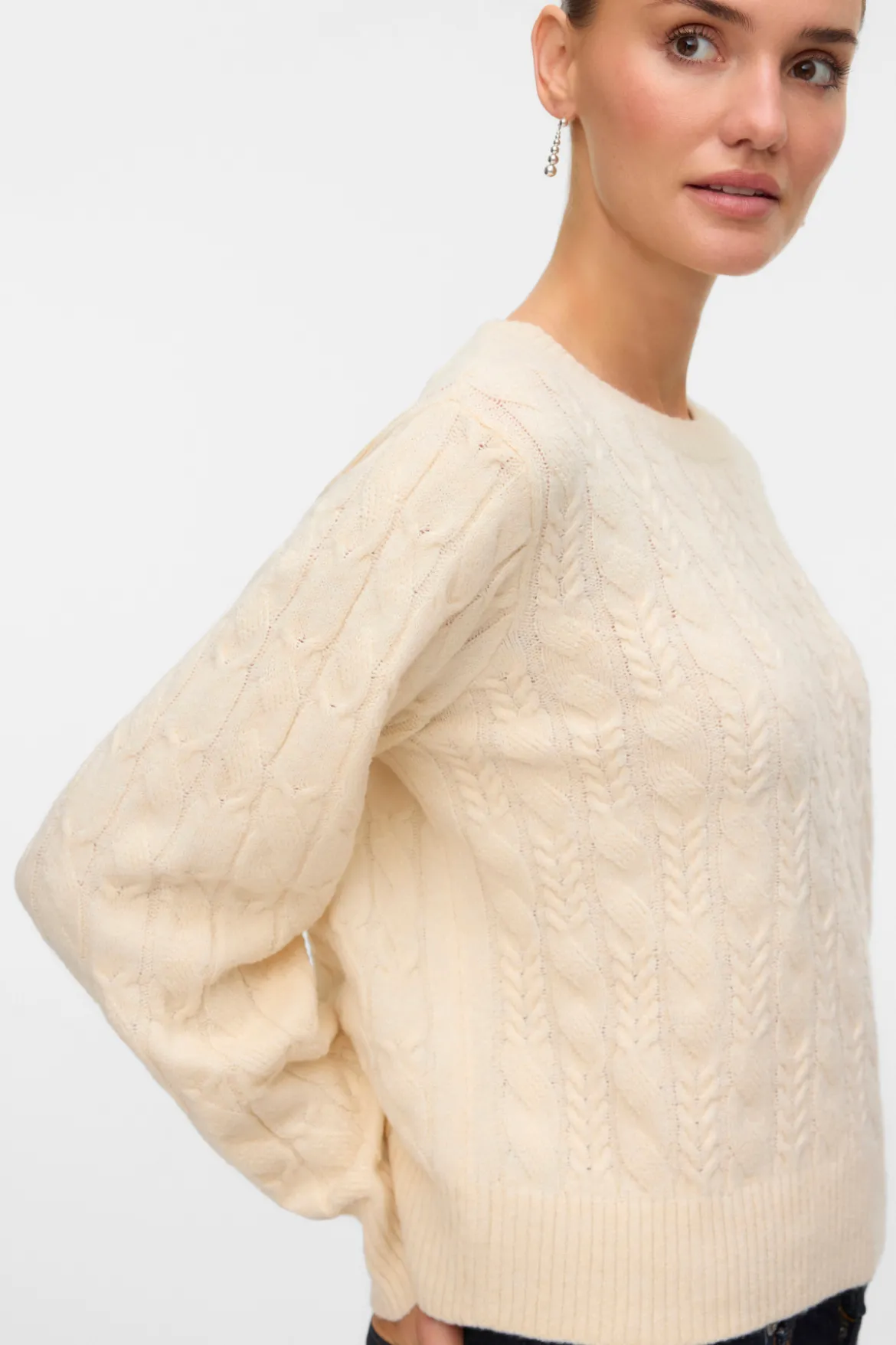 Aries O-Neck Cable Pullover - Birch