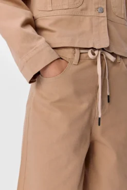 Avery Bermuda Jeans - Sandskal