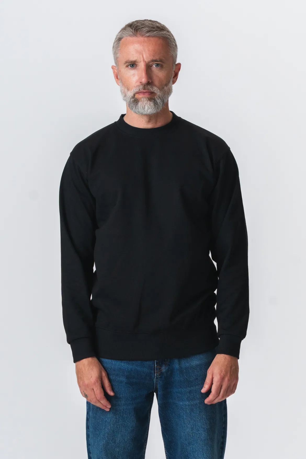 Basic Crewneck - Sort