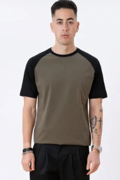 Basic raglan T-shirt - Sort-Army