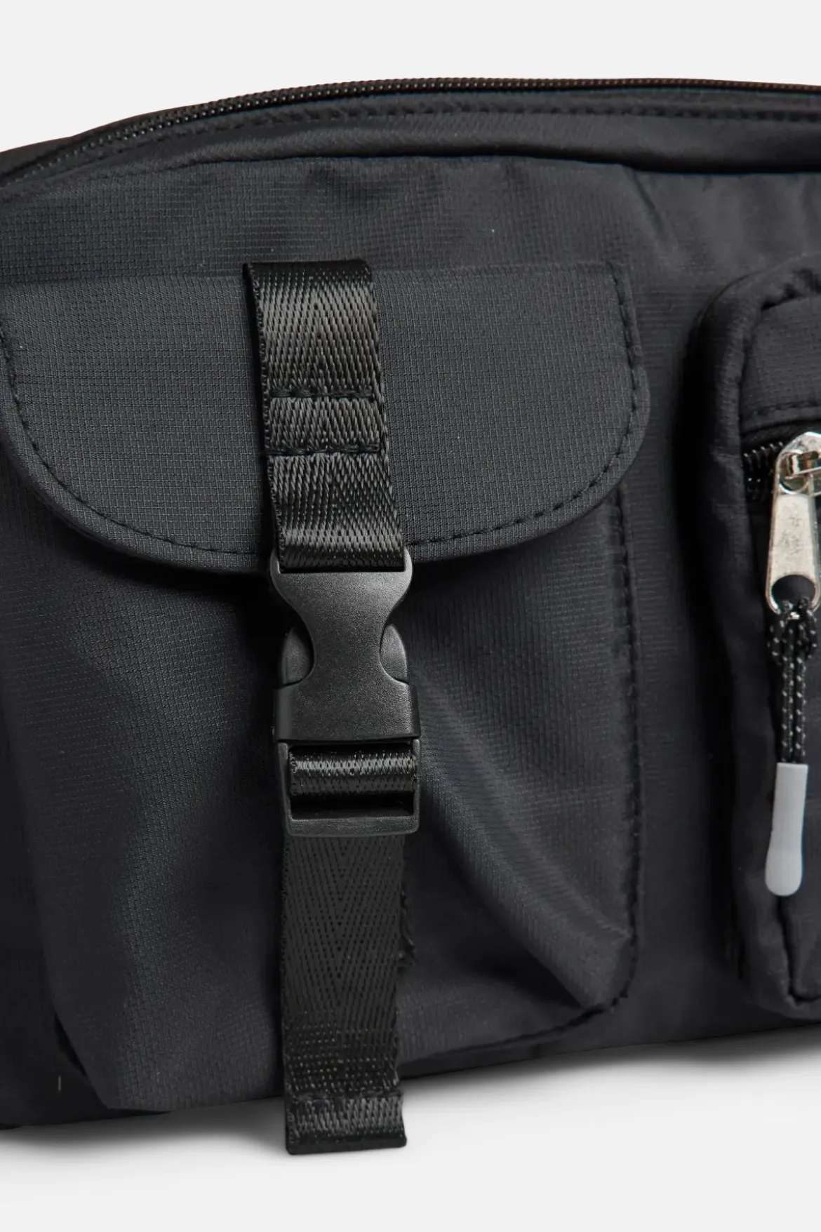 Bunha Cross Body - Black