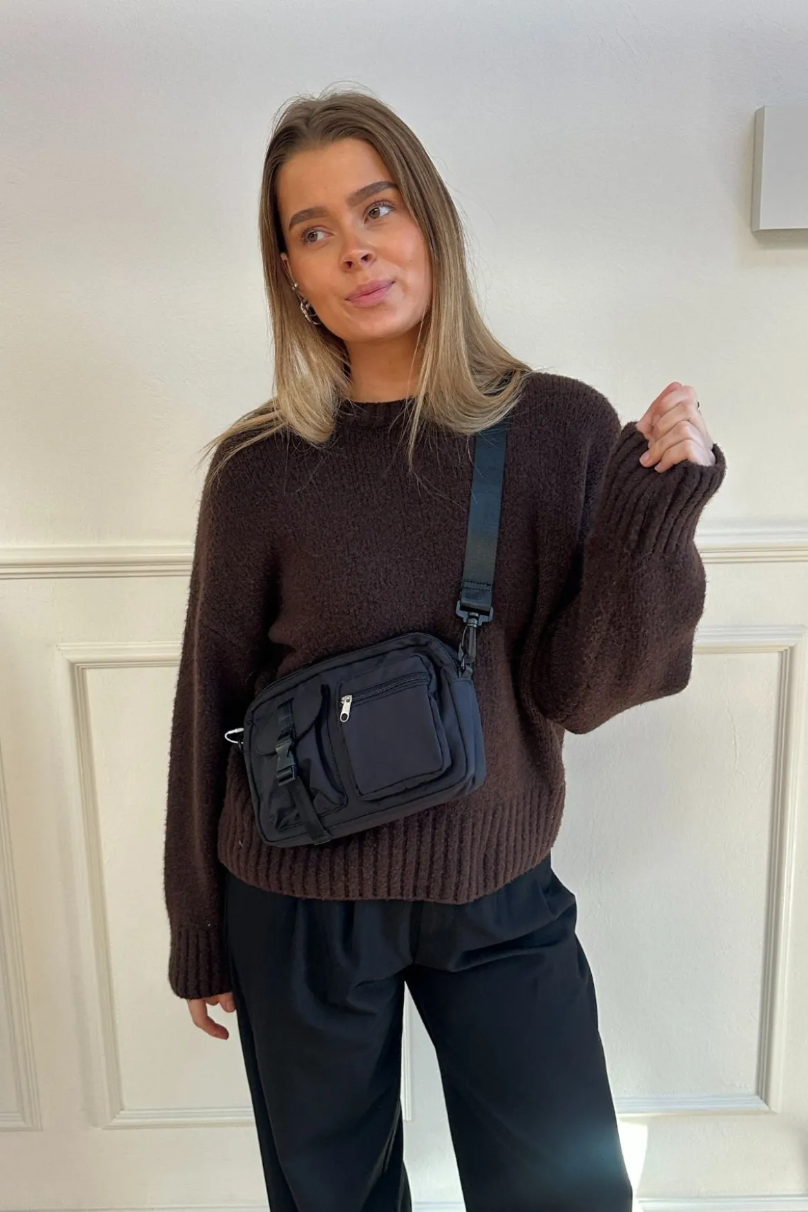 Bunha Cross Body - Black