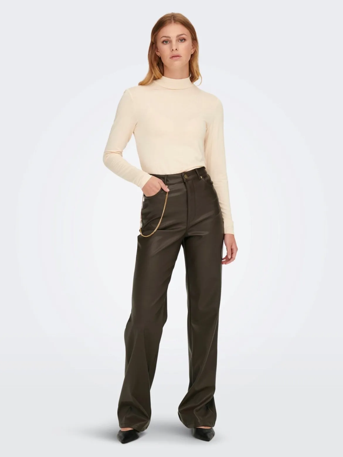 Camille Wide Faux Leather Bukser - Delicioso