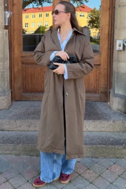 Carla Trenchcoat - Brun