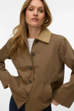 Chelseafia Short Jacket - Cub