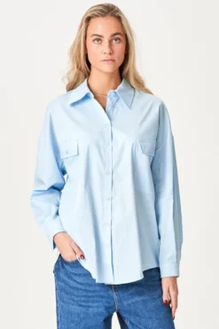 Clara Oversized Skjorte - Lyseblå