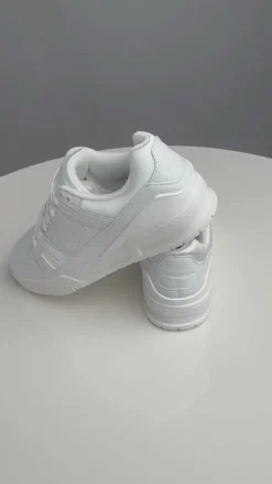 Classic Sneaker - White