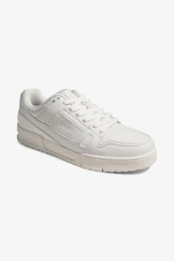Classic Sneaker - White