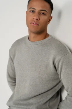 Crewneck Knit Sweater - Lysegrå