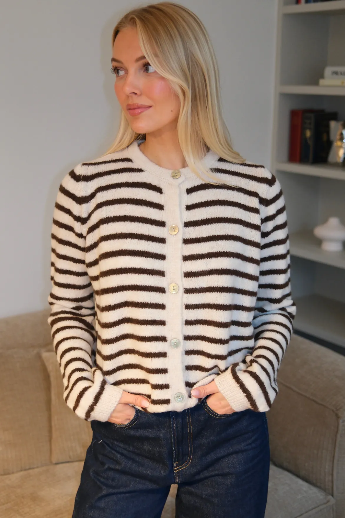 Crizette Stribet Strik Cardigan - Råhvid/Brun