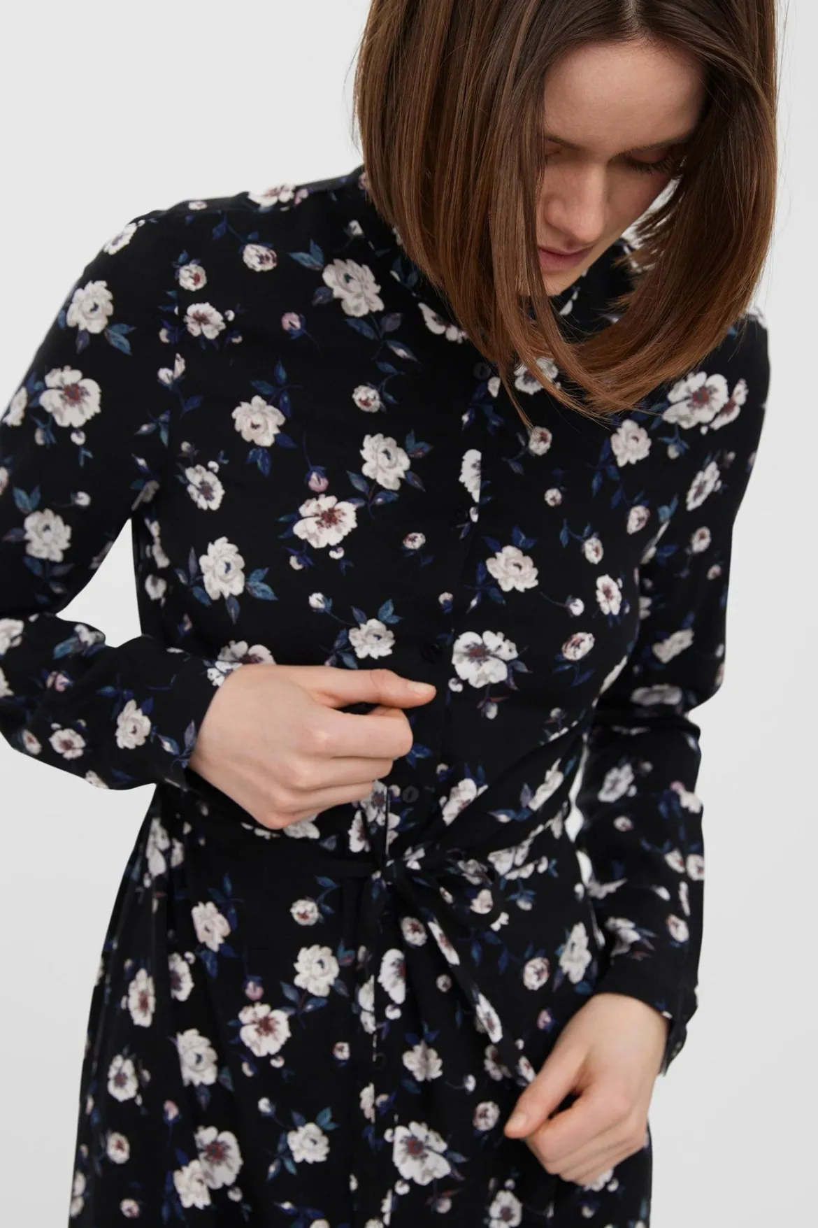 Easy Long Sleeve Shirt Dress - Sort