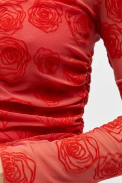 Elodie Top - Cranberry Poinsette Roses