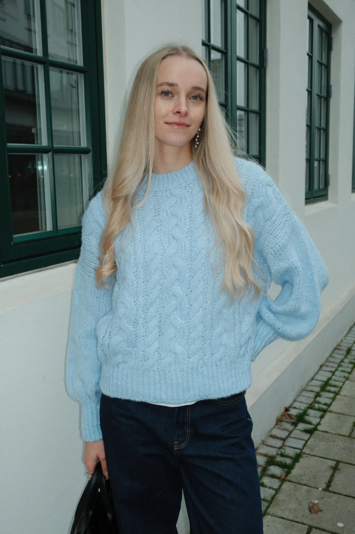 Emma Cable Knit - Skyblå