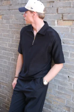 Enzo Kortærmet Half Zip - Sort