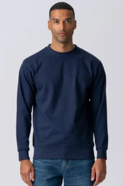 Essential Crewneck - Marineblå