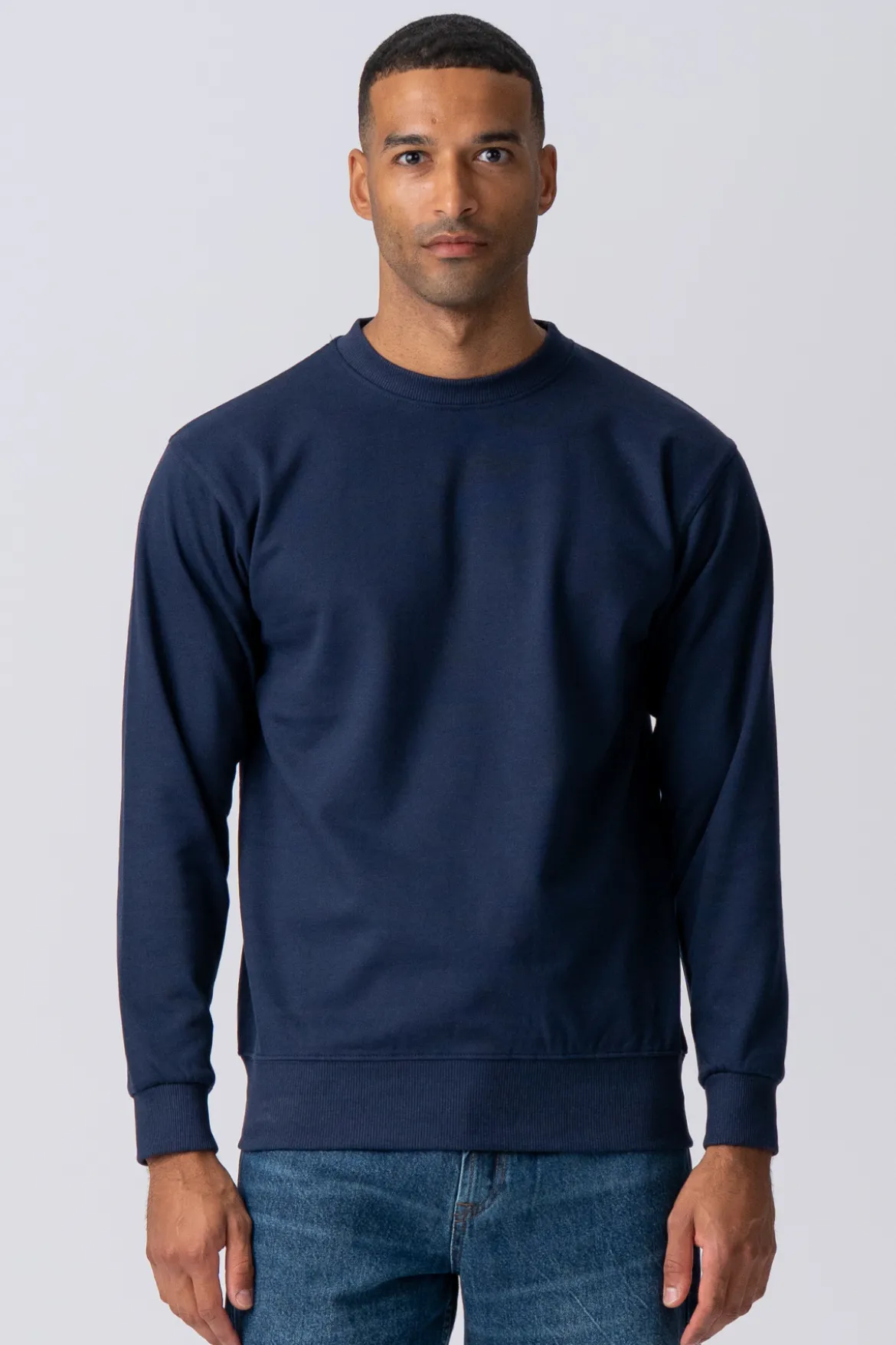 Essential Crewneck - Marineblå