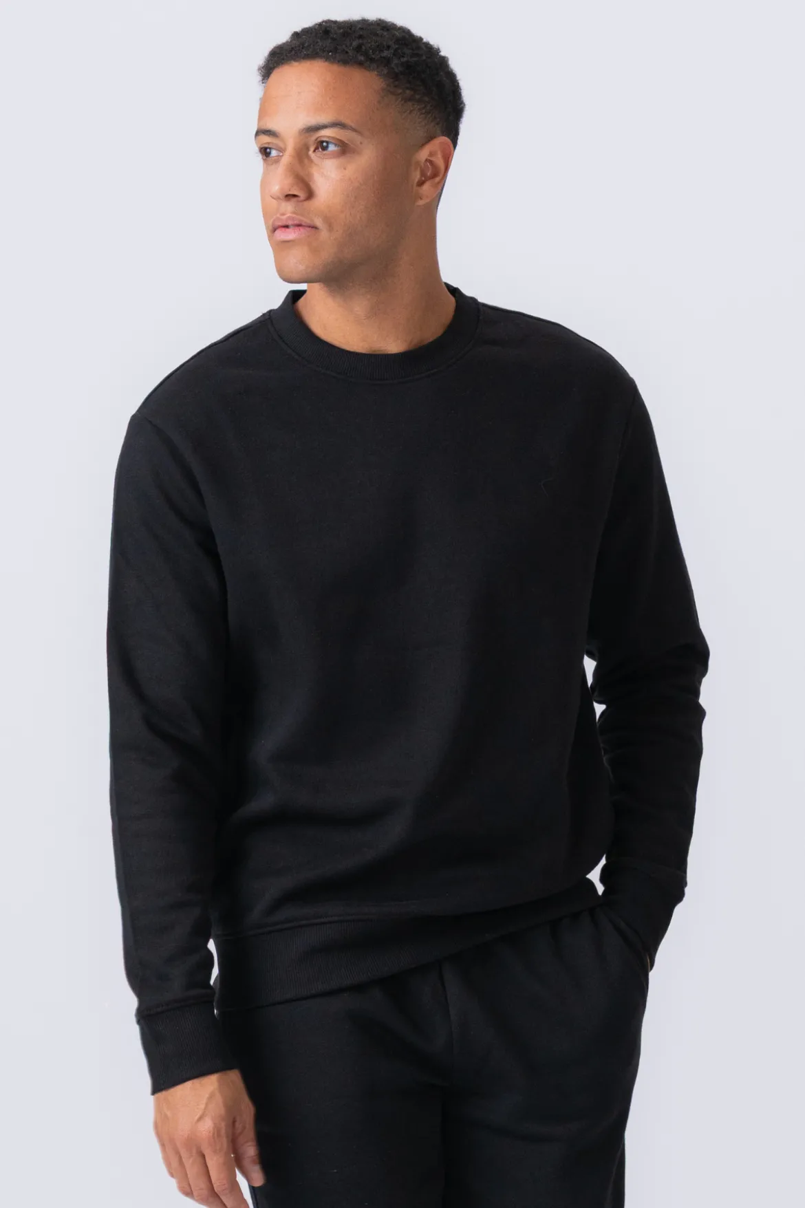 Essential Crewneck - Sort