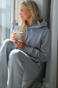 Essential Hoodie - Grå Melange