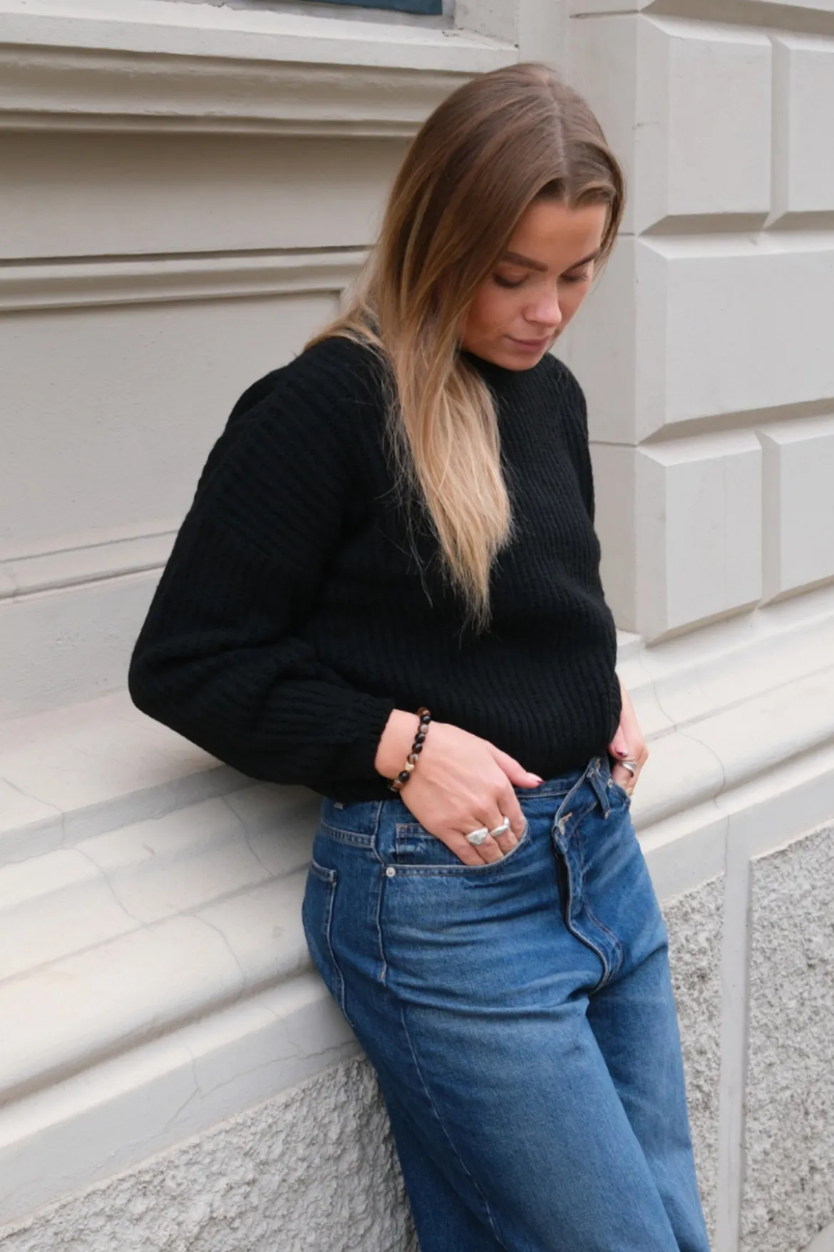 Gabriela Strik - Sort