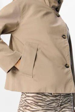 Gro Re Short Jacket - Desert Taupe