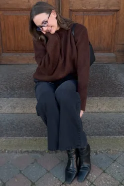 Hazel Strik - Brun