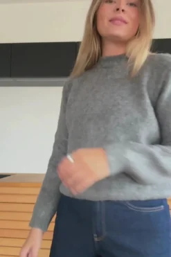 Hazel Strik - Grå