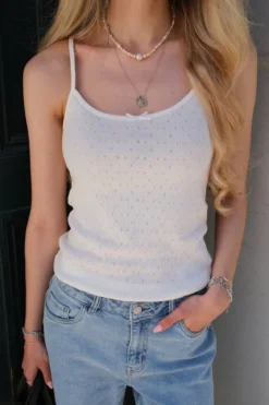 Isa Singlet Top - Snow White