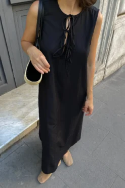 Jenna Tie Dress - Sort