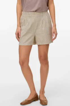 Jesmilo Shorts - Silver Lining