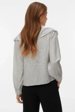 Kaja V-Neck Frill Skjorte - Snow White Amanda Black