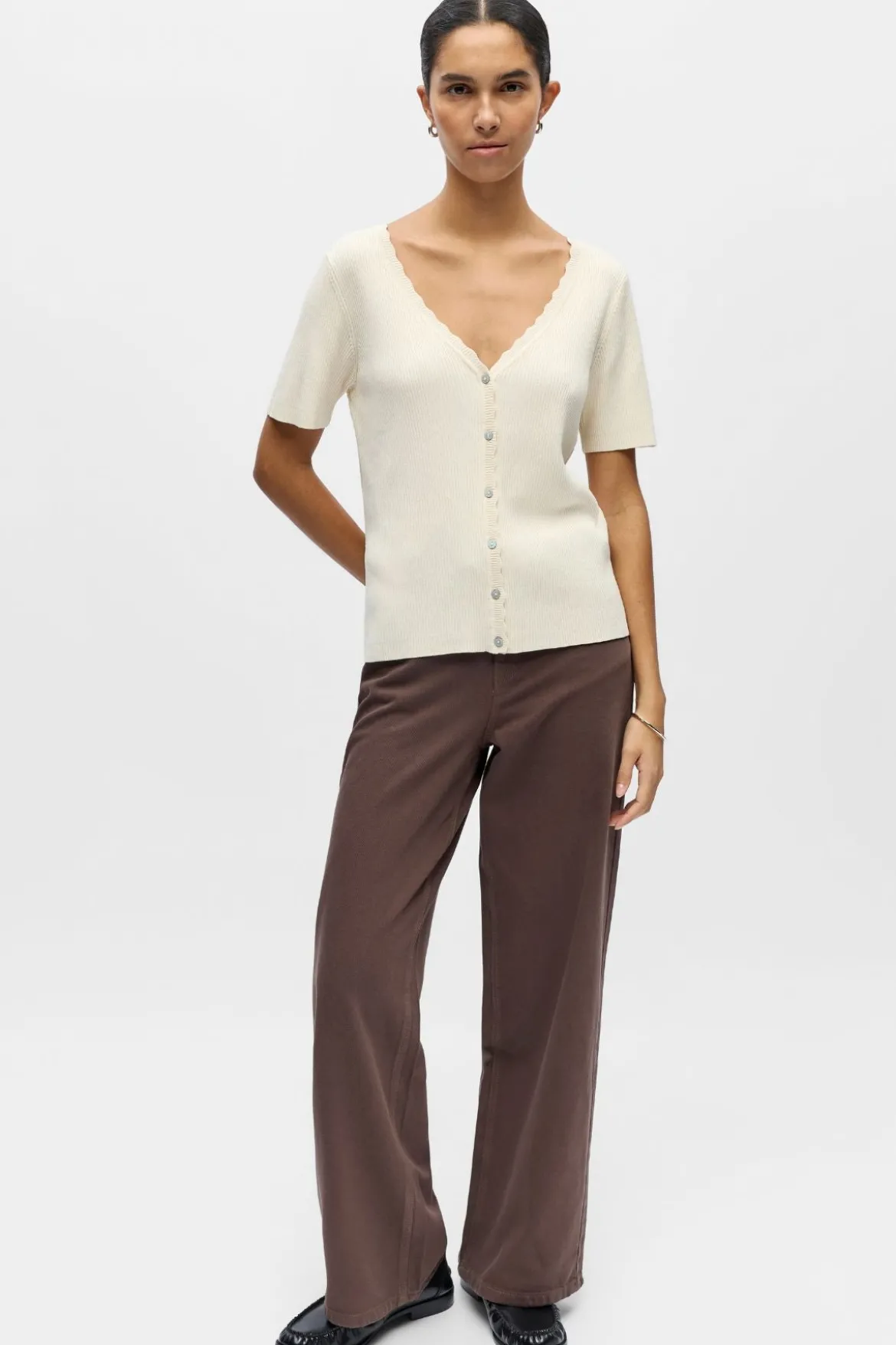 Kelly Re V-hals Cardigan - Birch - TEESHOPPEN