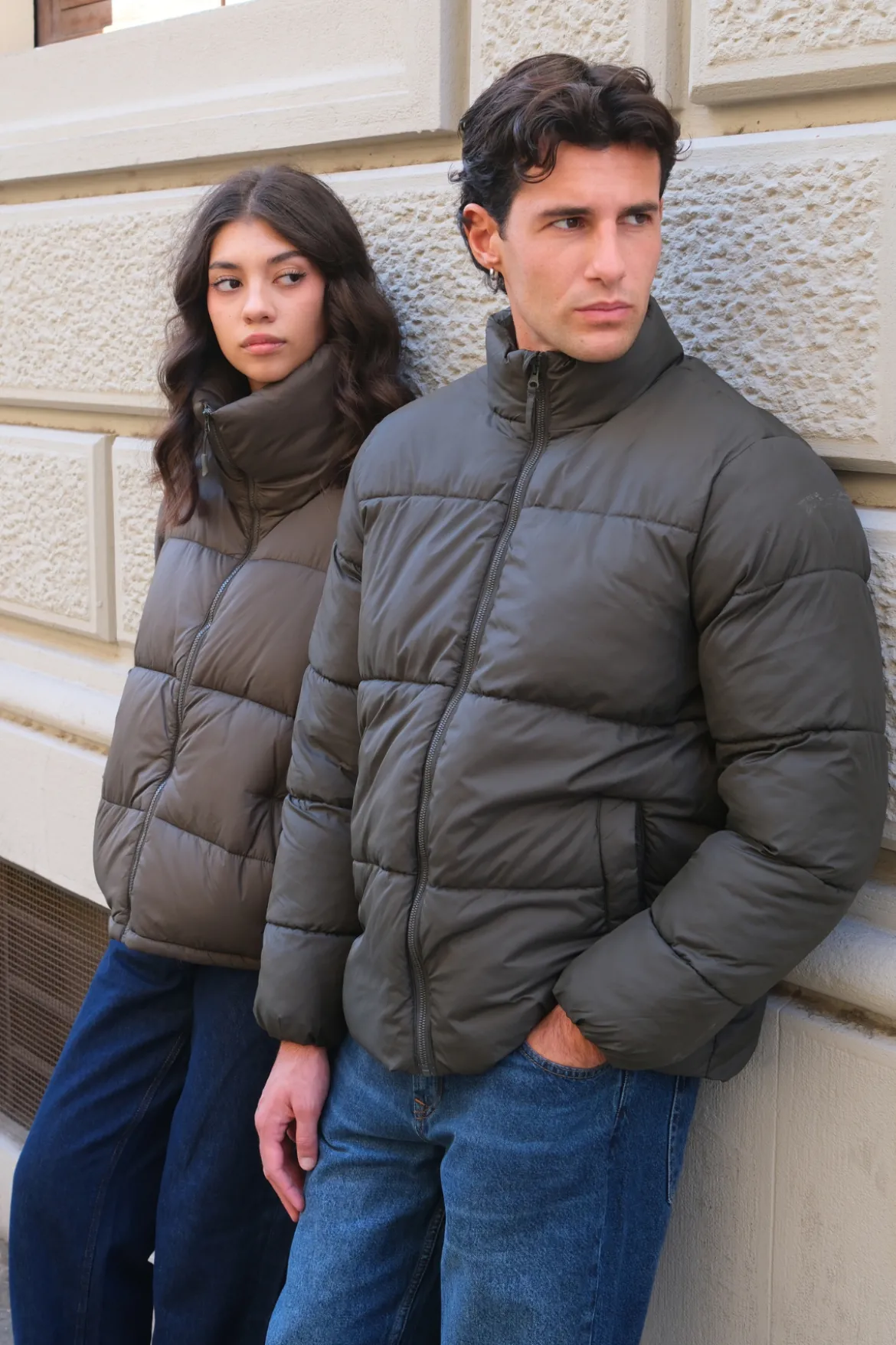 Kort Puffer Jakke - Oliven