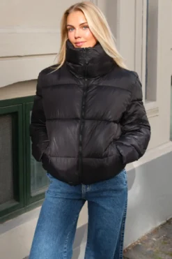 Kort Puffer Jakke - Sort