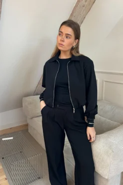Kylie Kort Jakke - Sort