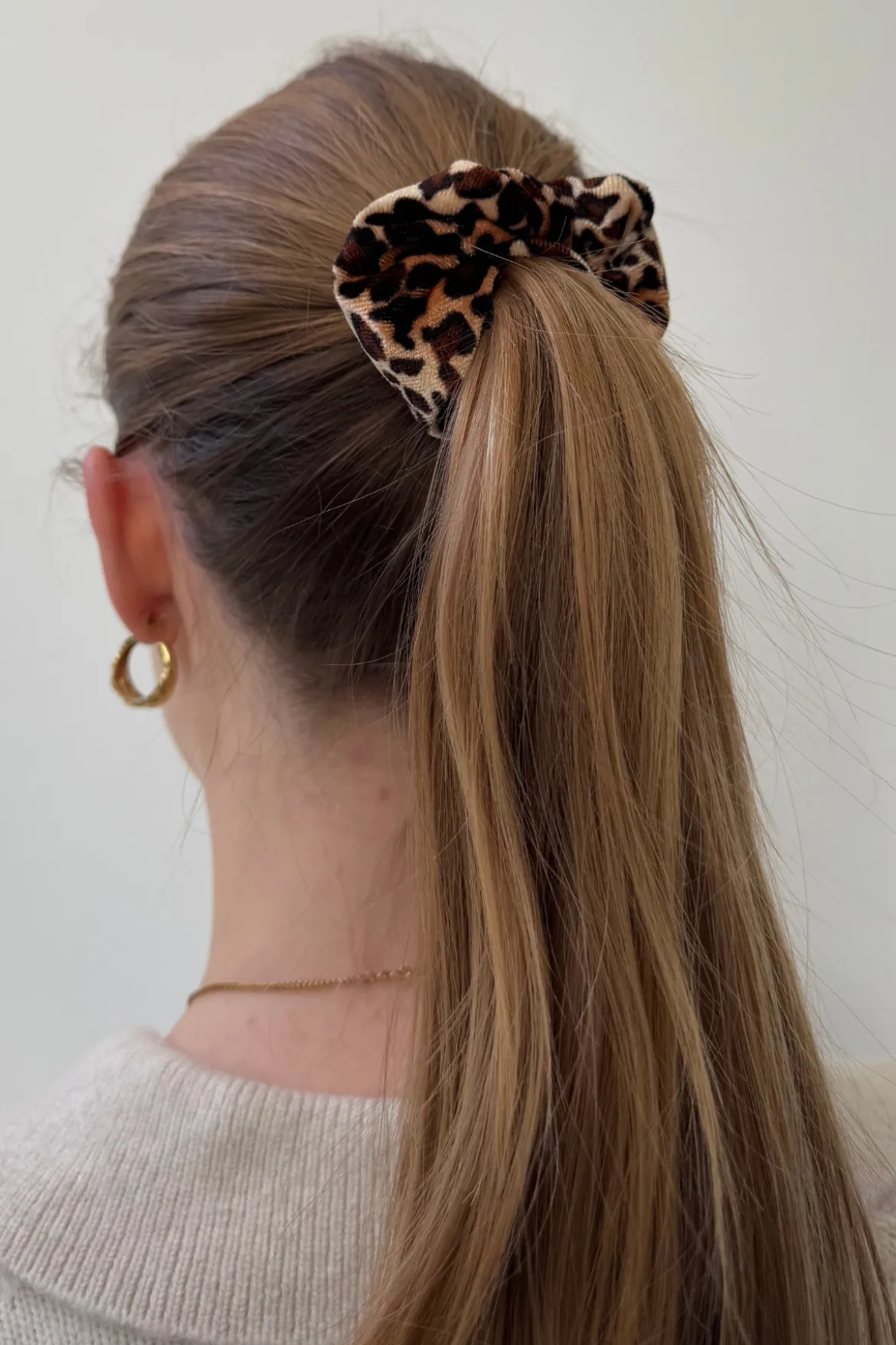 Leopard Scrunchie - Beige