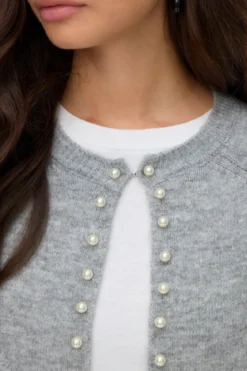Magalene O-Neck Pearl Cardigan - Medium Grå Melange