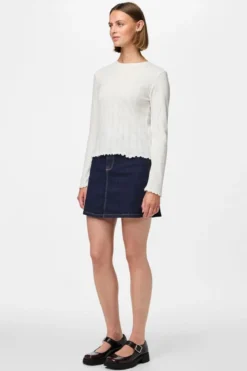 Marie O-Neck Poin Top - Cloud Dancer