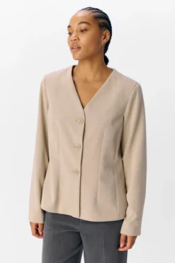 Meghan Blazer - Tannin Melange