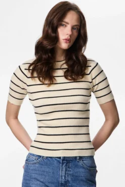 Mira O-Neck Knit - Birch Black