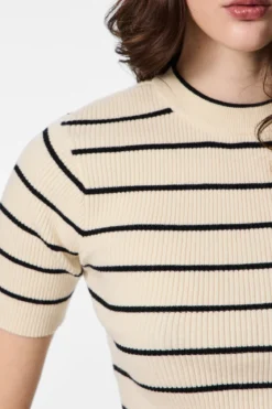 Mira O-Neck Knit - Birch Black