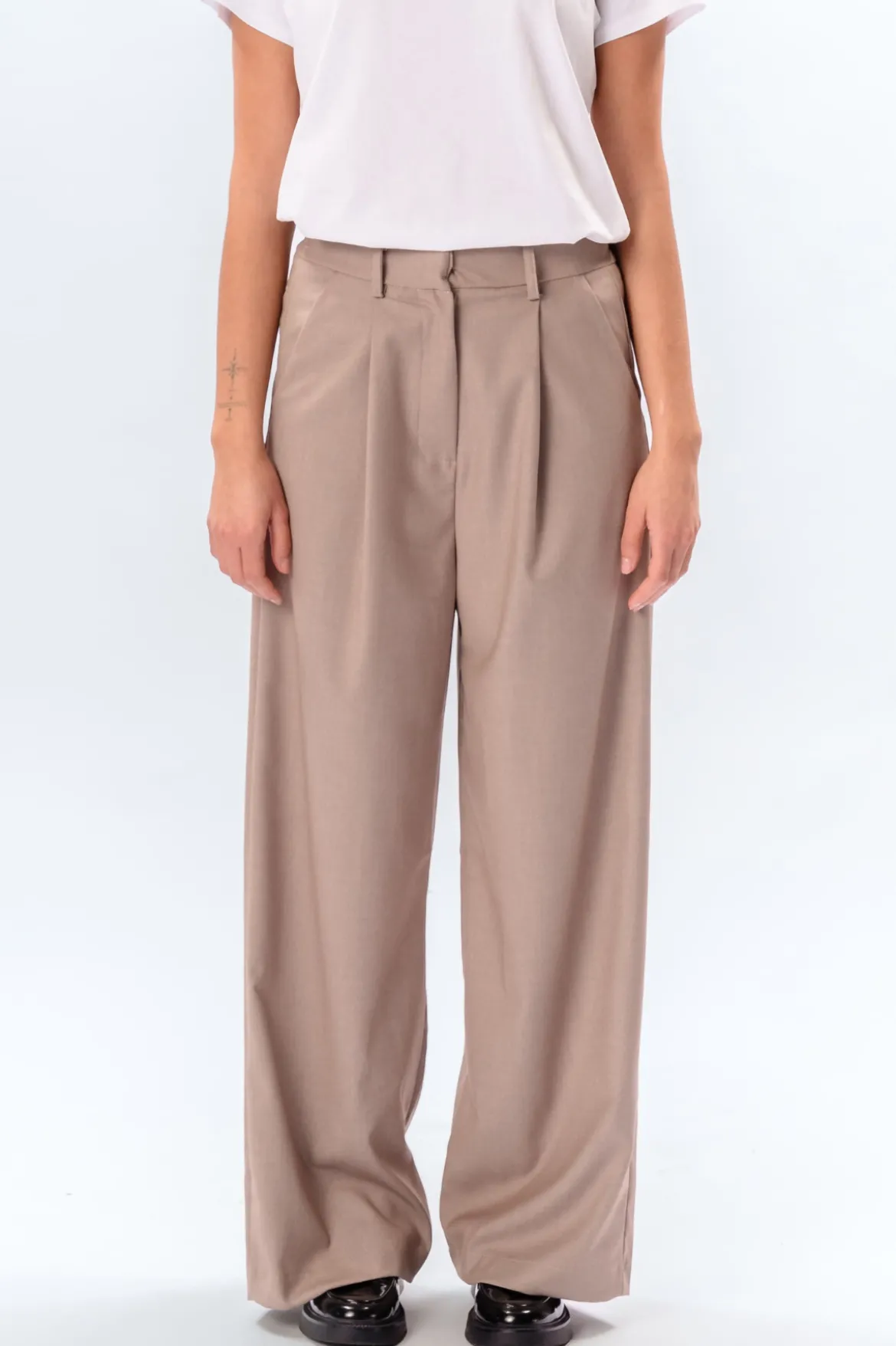 Nadia Pants - Beige