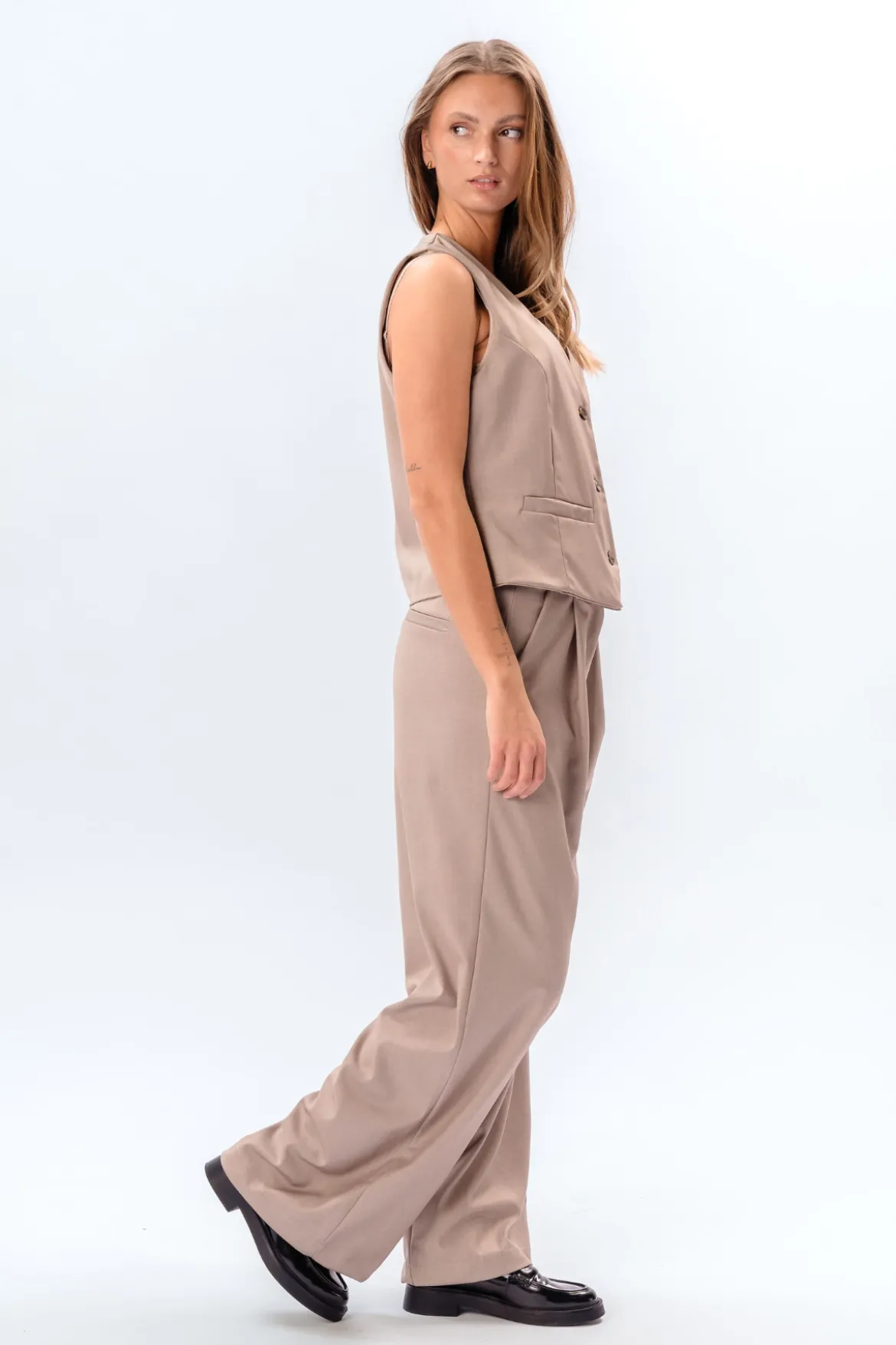 Nadia Vest - Beige