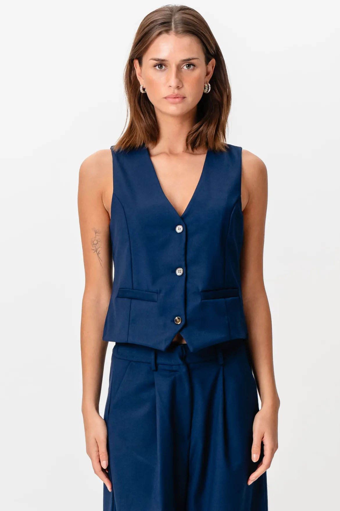Nadia Vest - Navy