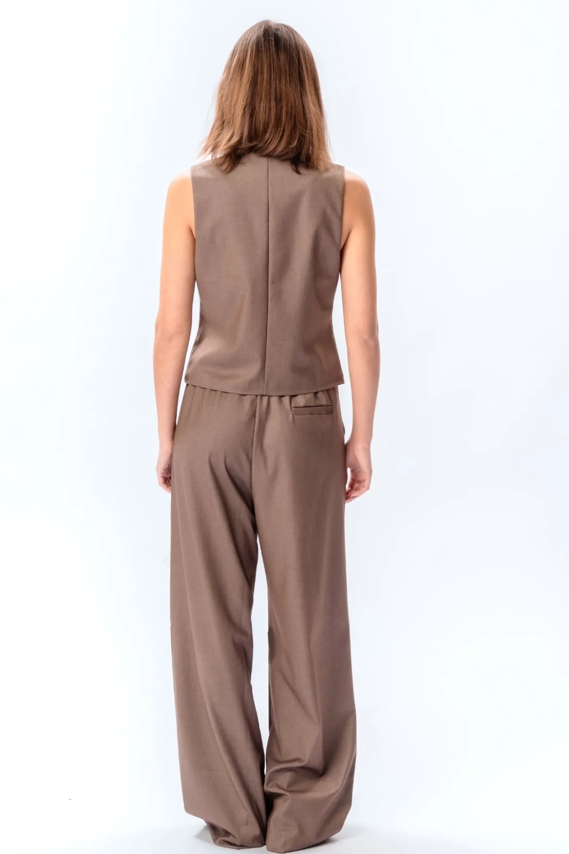 Nadia Vest og Pants - Taupe