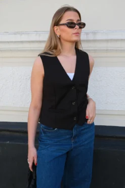 Nadia Vest - Sort